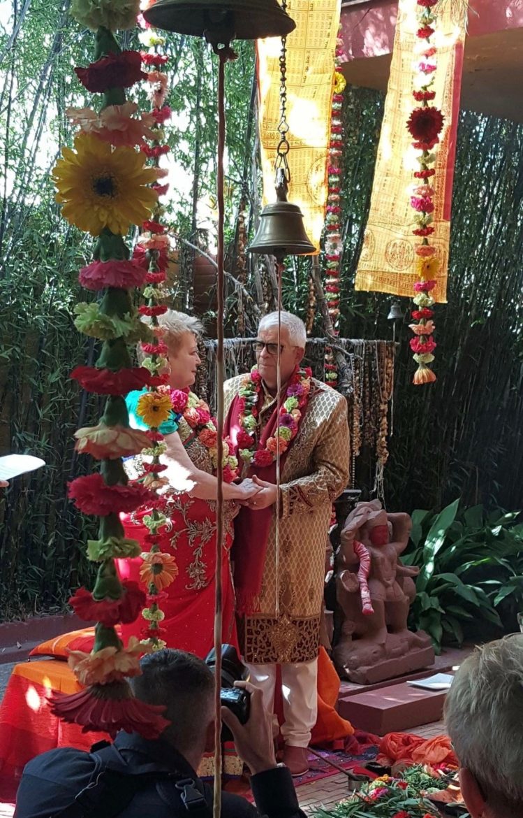 Bodas De Oro Celebradas Rito Hindu