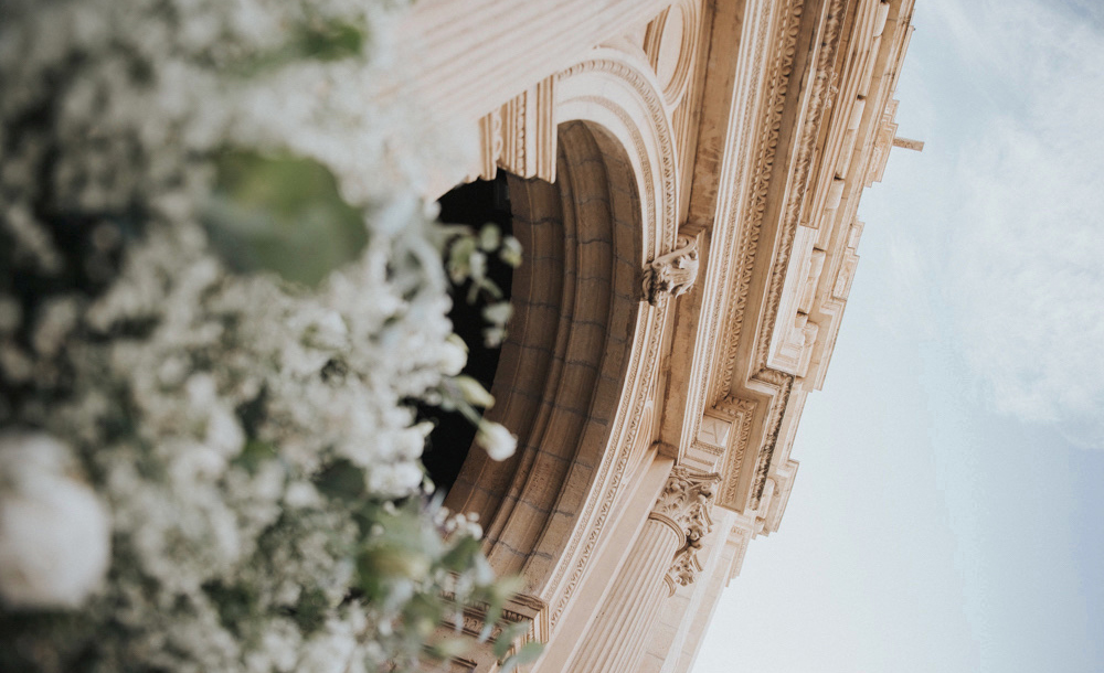 Portada Iglesia Flores